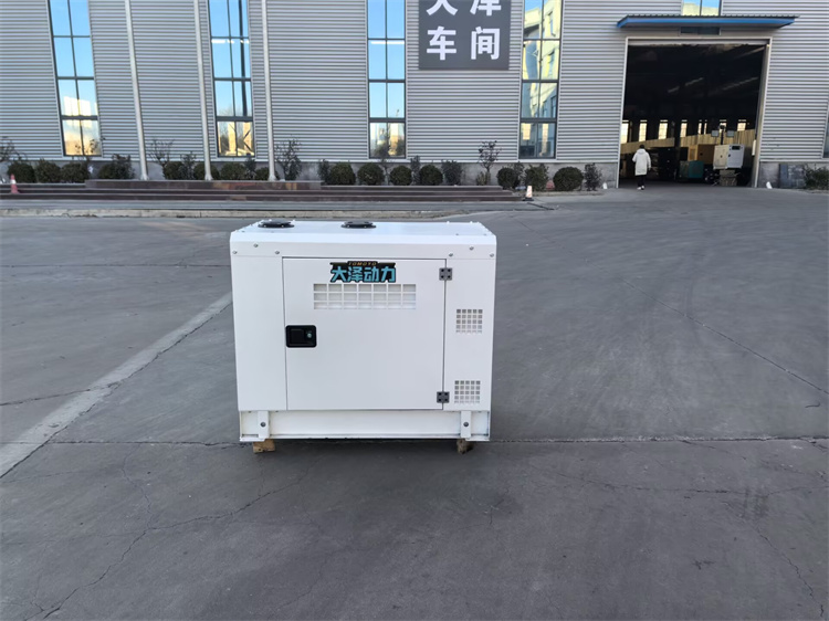 大泽25kw箱体式柴油发电机